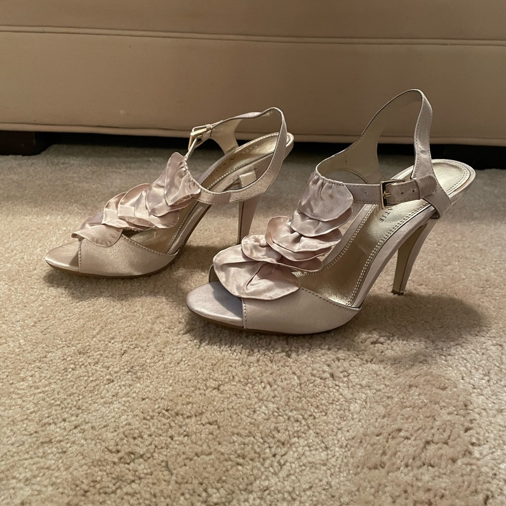 Kelly and Katie Shoes Size 7.5